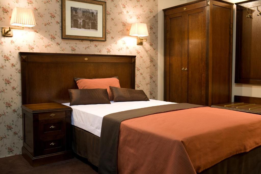 Hotel Kasyno Jarocin Zimmer foto